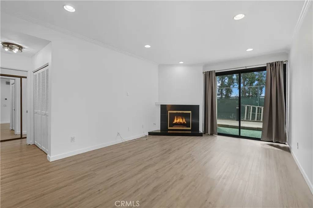 Playa Del Rey, CA 90293,8707 Falmouth Avenue #125