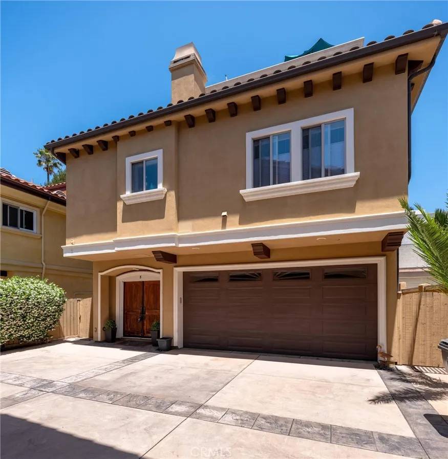 Redondo Beach, CA 90277,520 N Elena #B