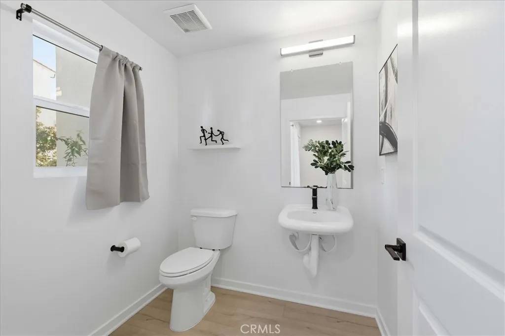 Gardena, CA 90247,1467 Azalea Circle