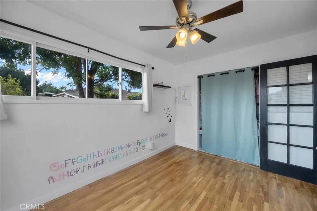 Wilmington, CA 90744,1566 N Neptune