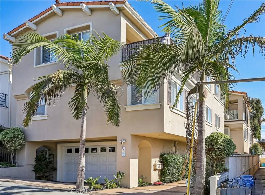 Hermosa Beach, CA 90254,656 7th Street