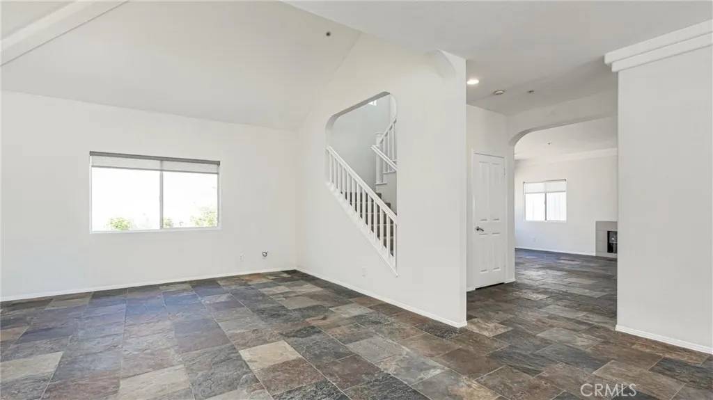 Redondo Beach, CA 90278,2213 Marshallfield Lane #B