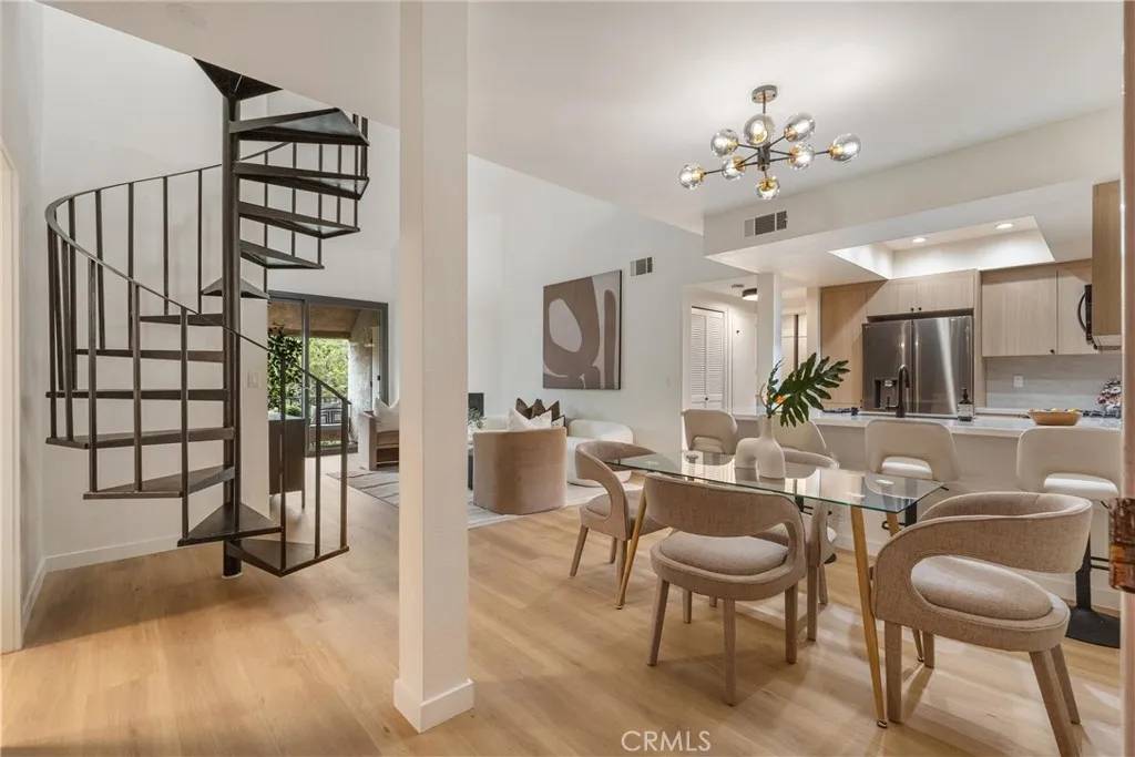 Playa Del Rey, CA 90293,8675 Falmouth #321