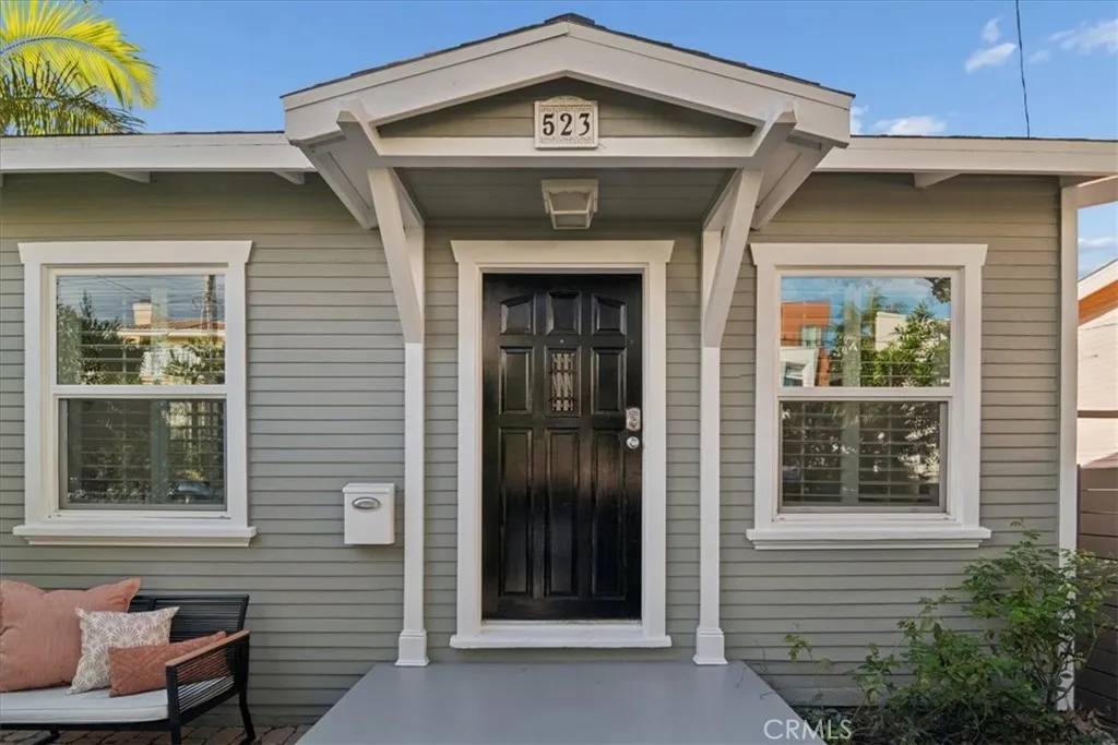 Redondo Beach, CA 90277,523 S Francisca Avenue