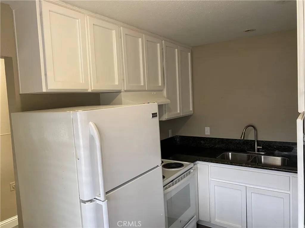 Stockton, CA 95207,1707 W Swain Road #6