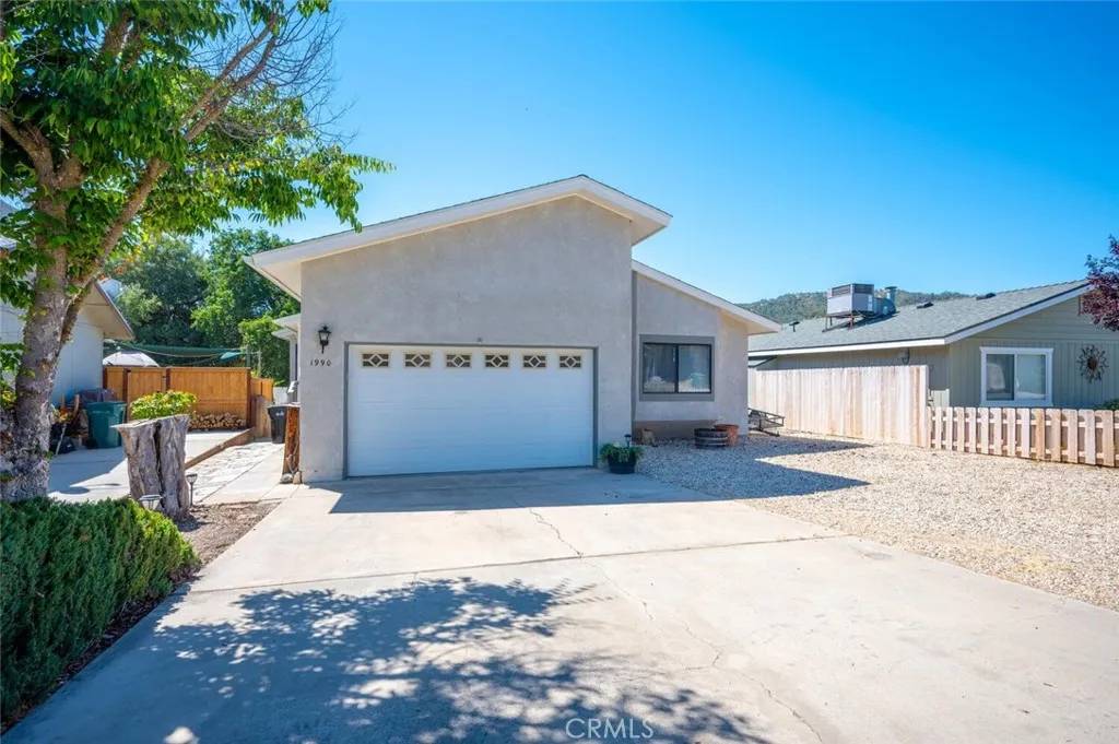 Paso Robles, CA 93446,1990 Green Brook Lane