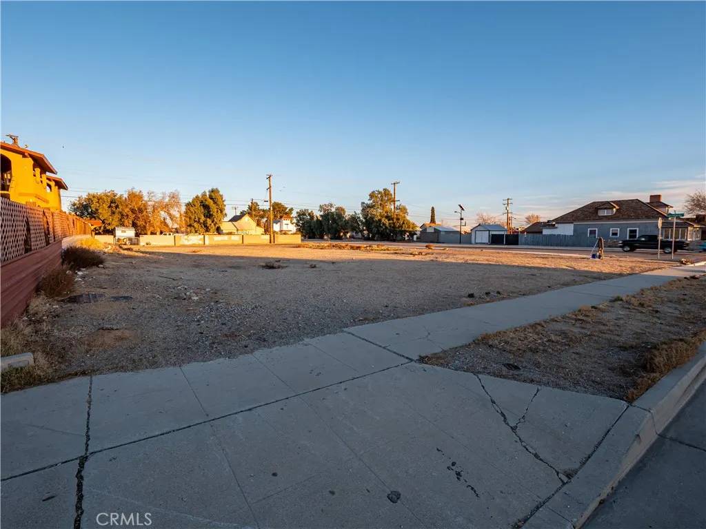 Mojave, CA 93501,16014 K