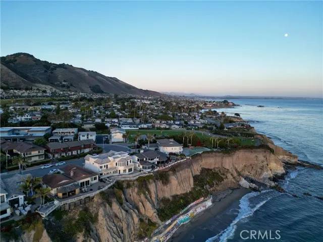 Pismo Beach, CA 93449,2560 Spyglass Drive