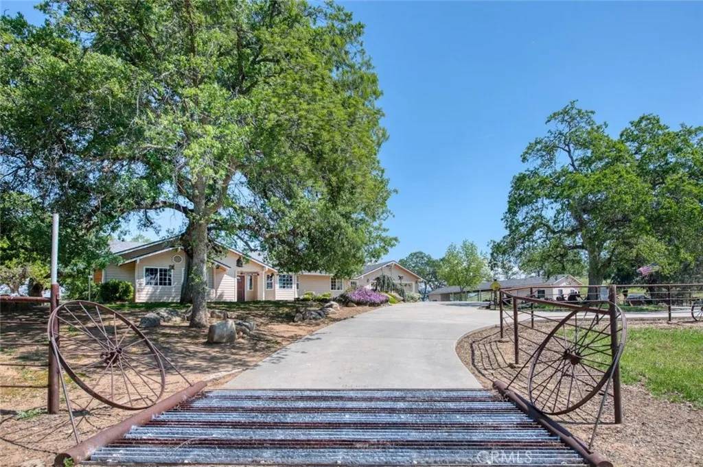 Clovis, CA 93619,18486 Tollhouse Road
