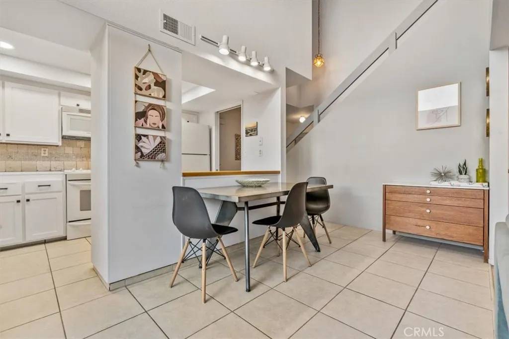 Arroyo Grande, CA 93420,284 Spruce