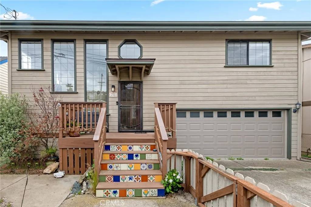 Morro Bay, CA 93442,2761 Hemlock Avenue