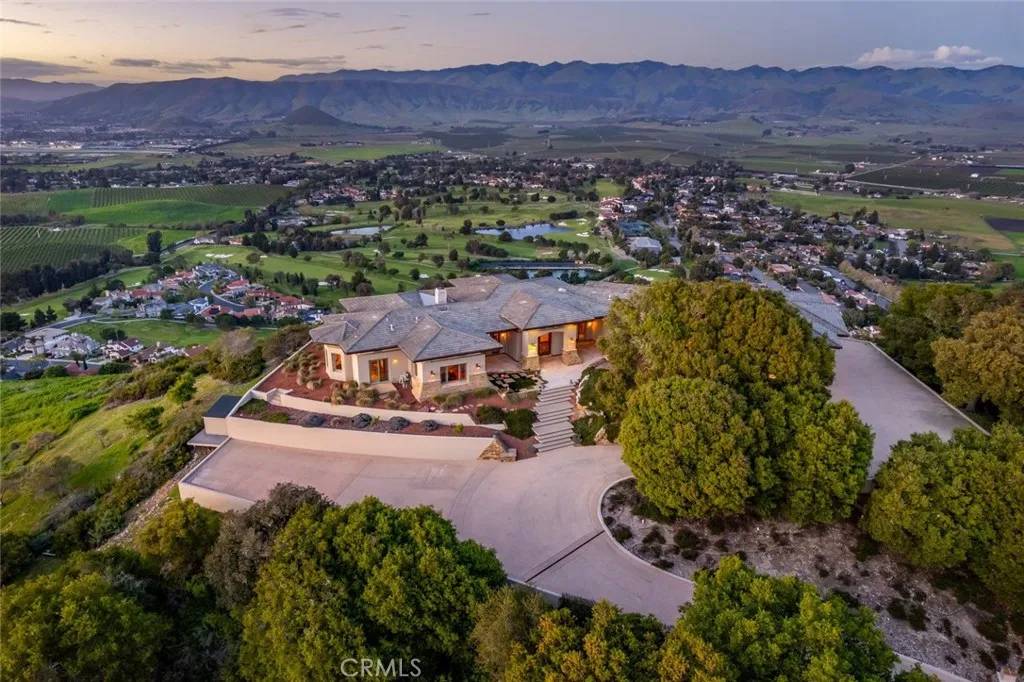 San Luis Obispo, CA 93401,1015 Rimrock Lane