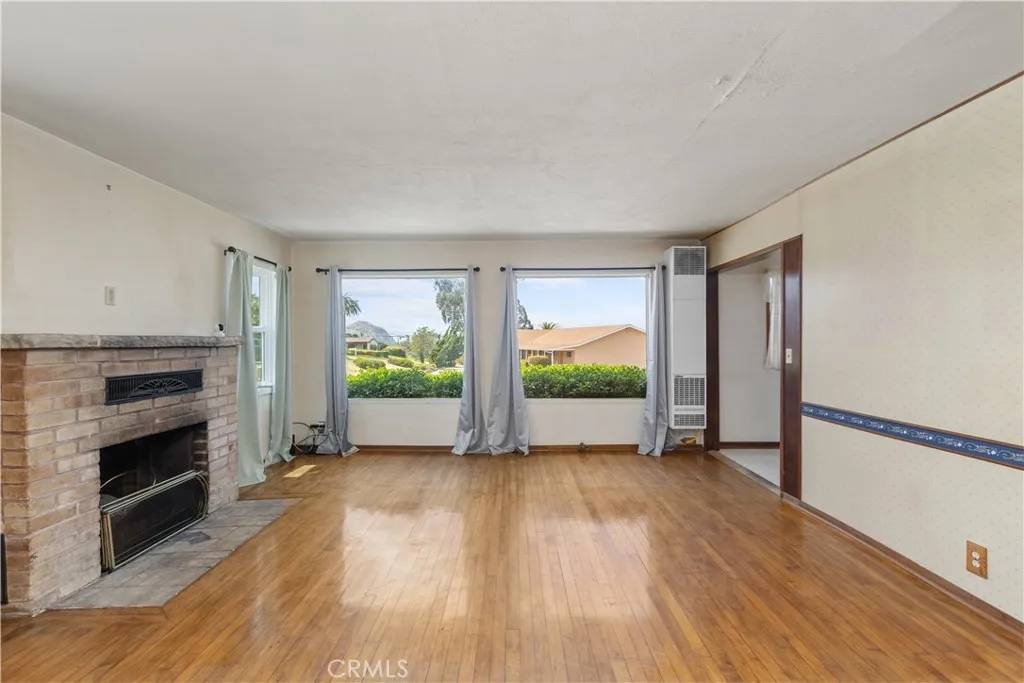 Morro Bay, CA 93442,1035 Las Tunas Street