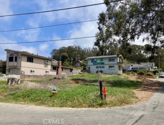 Los Osos, CA 93402,305 Henrietta