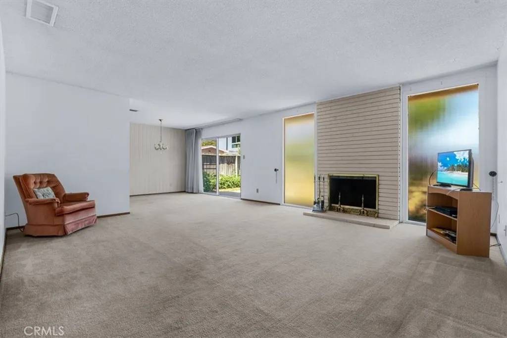 San Luis Obispo, CA 93405,1283 W Newport Street