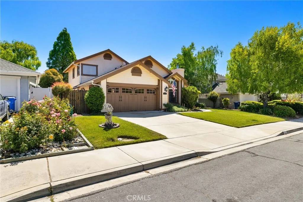 Templeton, CA 93465,73 Mockingbird Lane