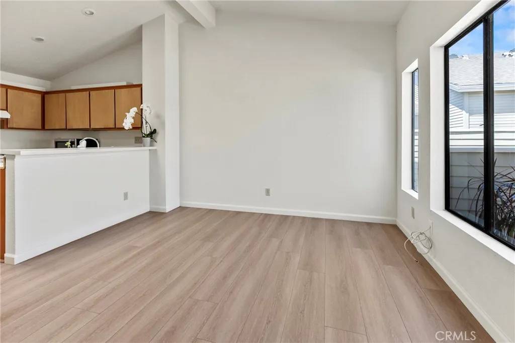 Santa Maria, CA 93454,220 E Grant Street #79