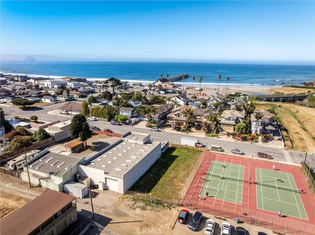 Cayucos, CA 93430,0 Ash
