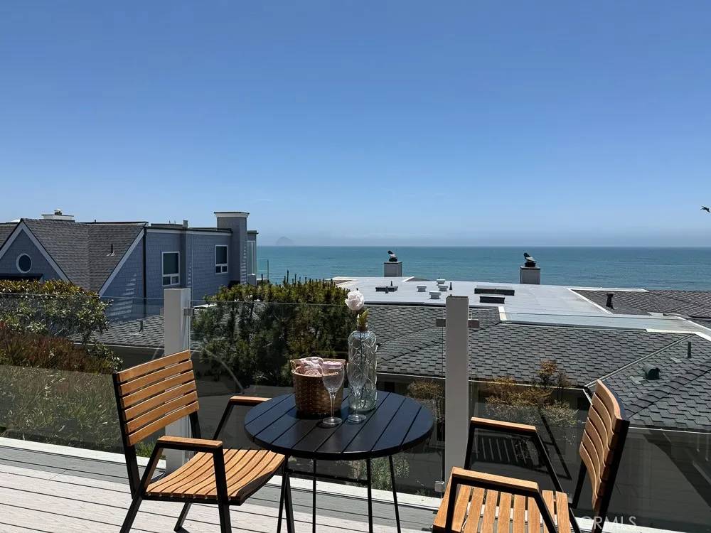 Cayucos, CA 93430,557 Lucerne St.