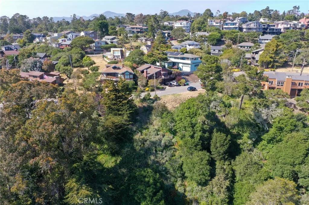 Cambria, CA 93428,0 Croyden