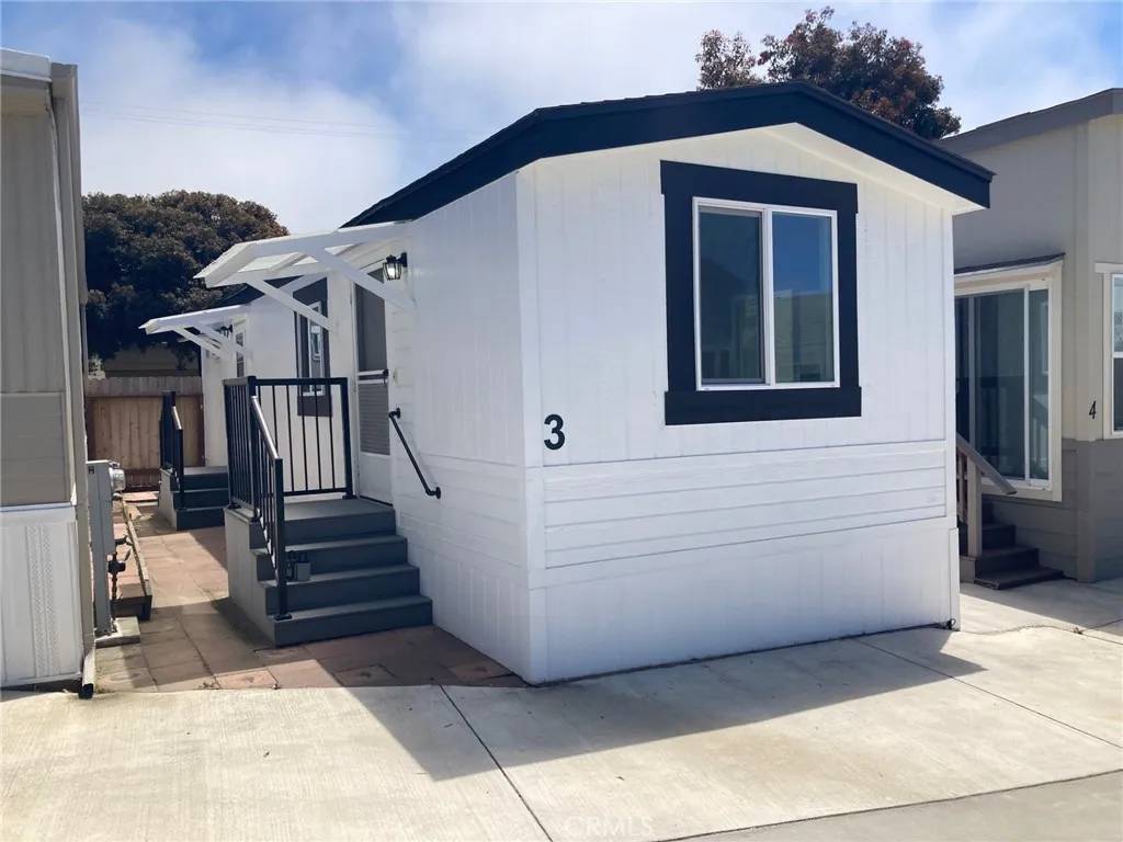 Morro Bay, CA 93442,1105 Morro Ave #3