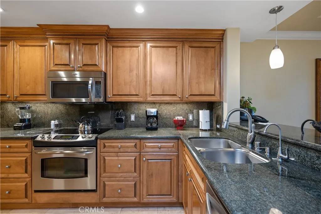 Pismo Beach, CA 93449,2727 Shell Beach Road #132