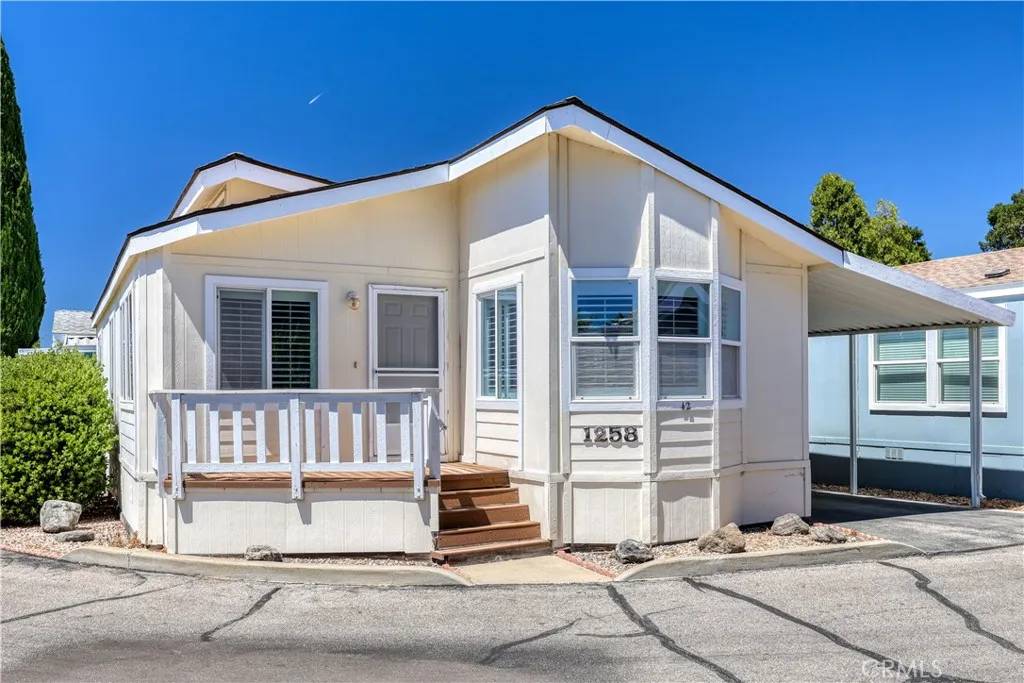 Atascadero, CA 93422,1215 El Camino Real #42