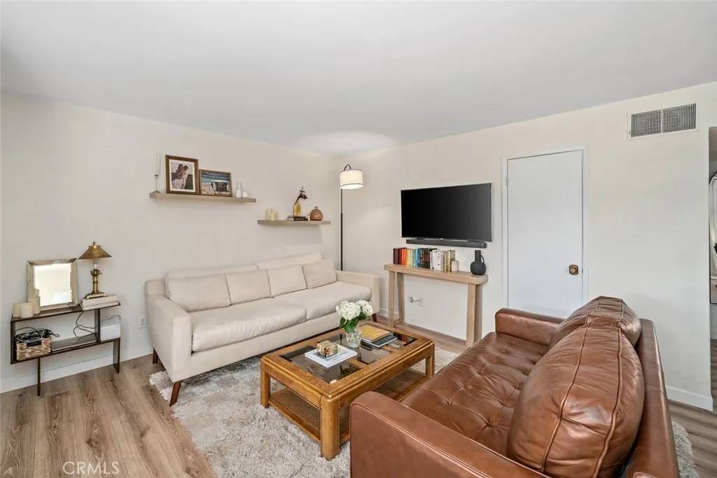 Atascadero, CA 93422,5580 Traffic Way #9