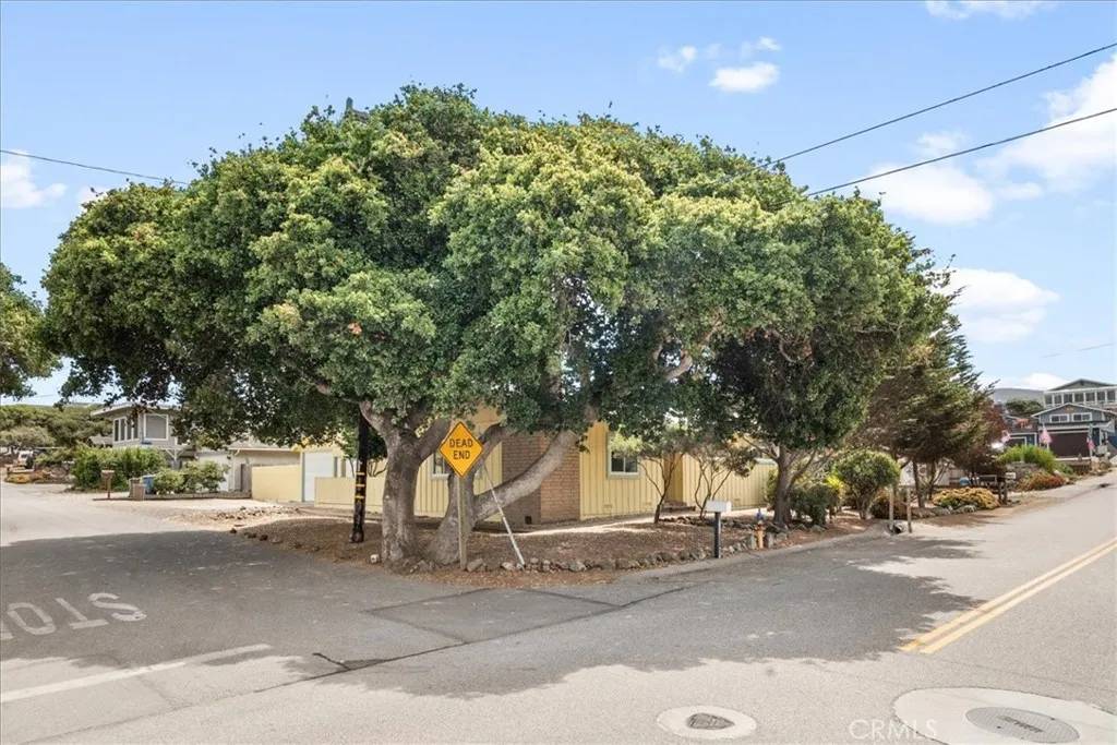 Los Osos, CA 93402,1910 Pine Avenue