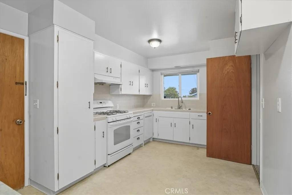 Los Osos, CA 93402,409 Manzanita Drive