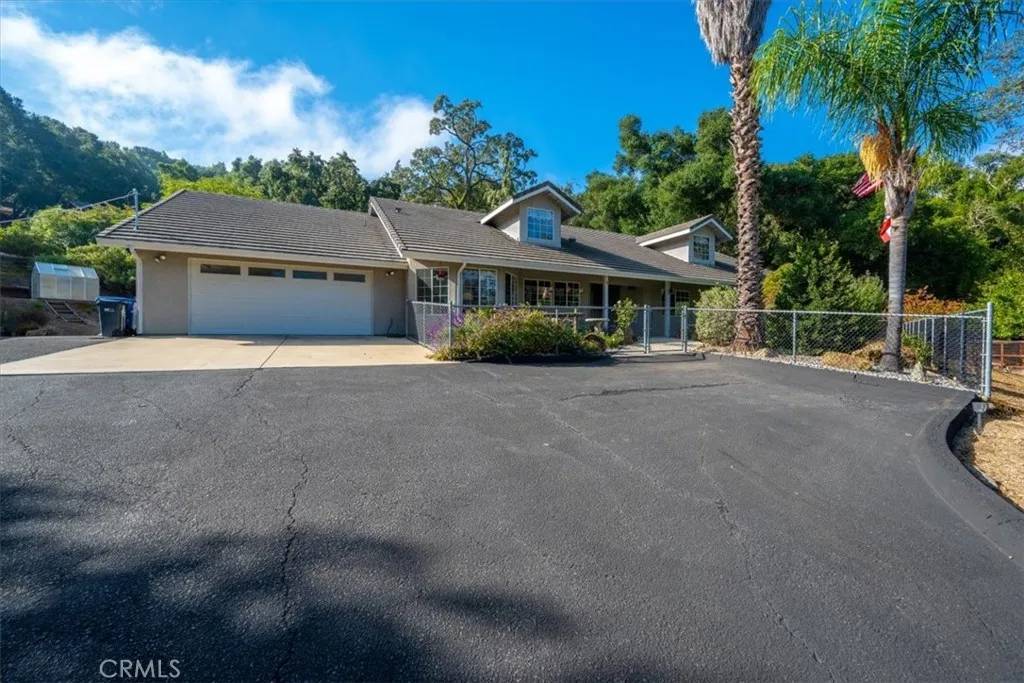 Atascadero, CA 93422,9350 Santa Cruz Rd