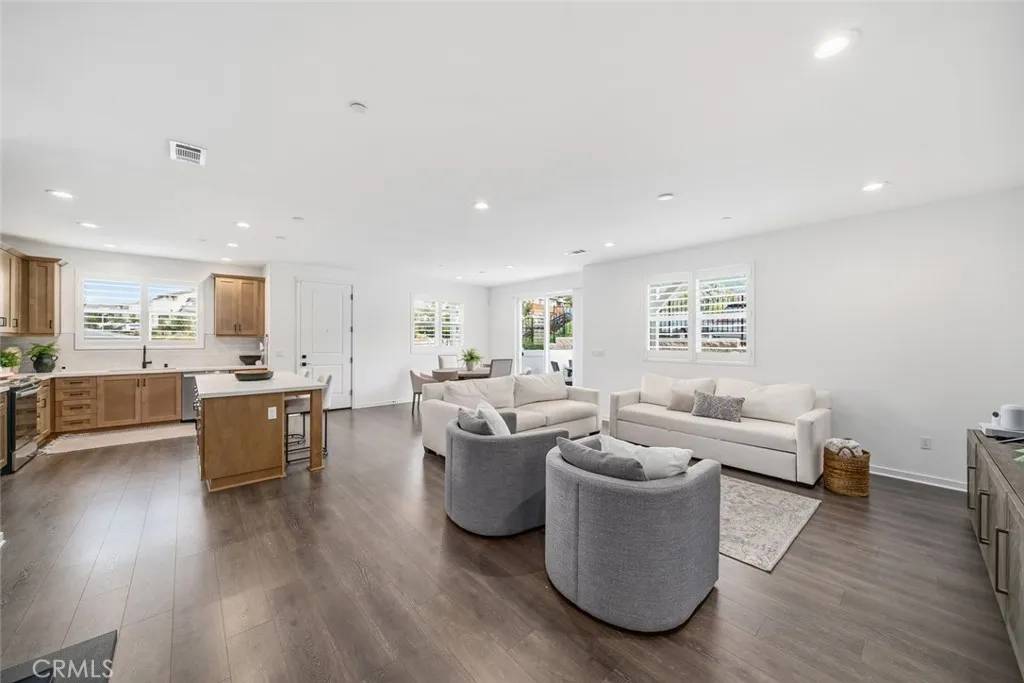 San Luis Obispo, CA 93401,1235 Sponza #2