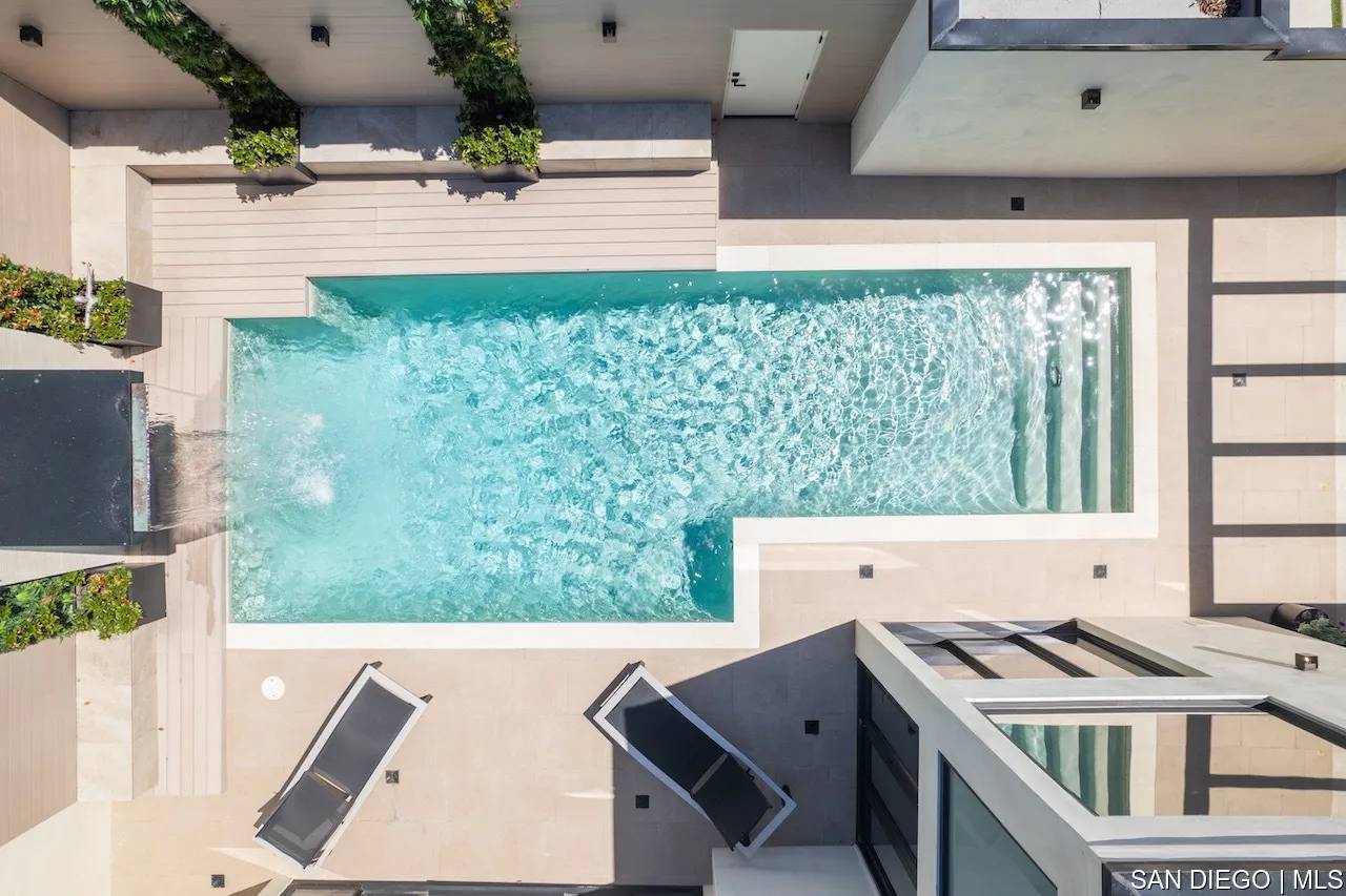 La Jolla, CA 92037,2684 Costebelle DR
