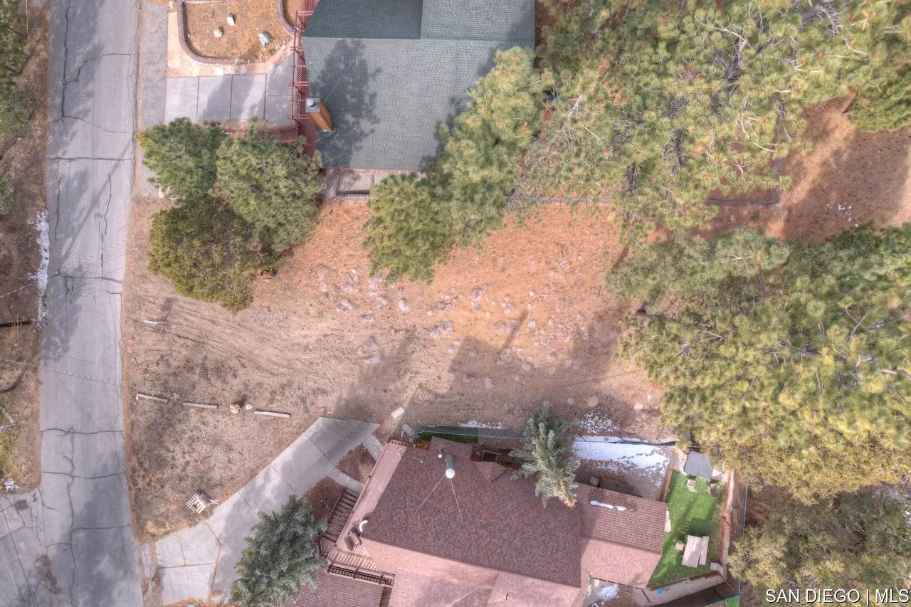 Big Bear Lake, CA 92315,255 Eagle DR