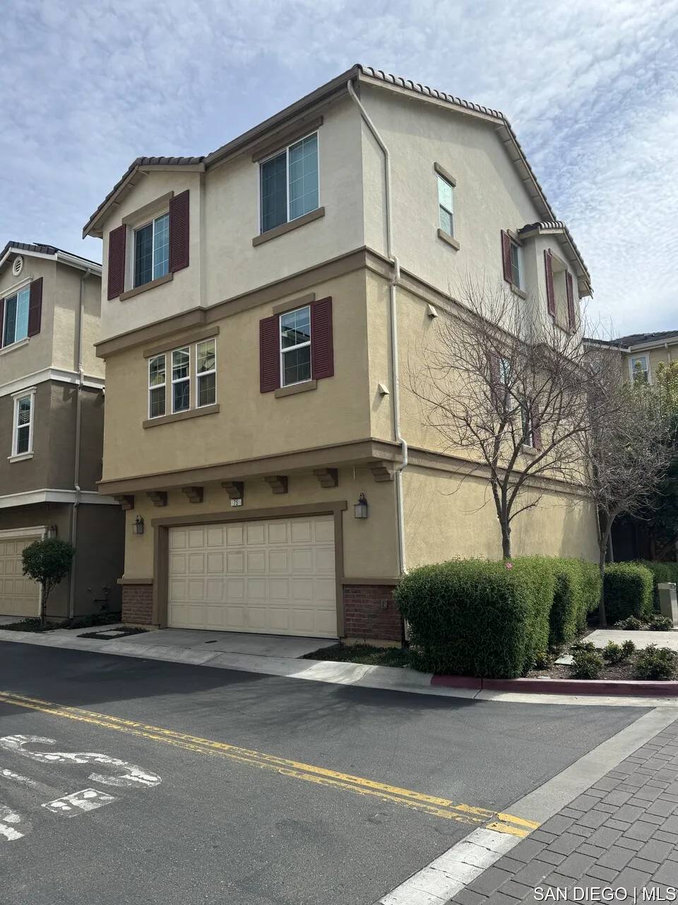 Hayward, CA 94544,75 Middleton Pl