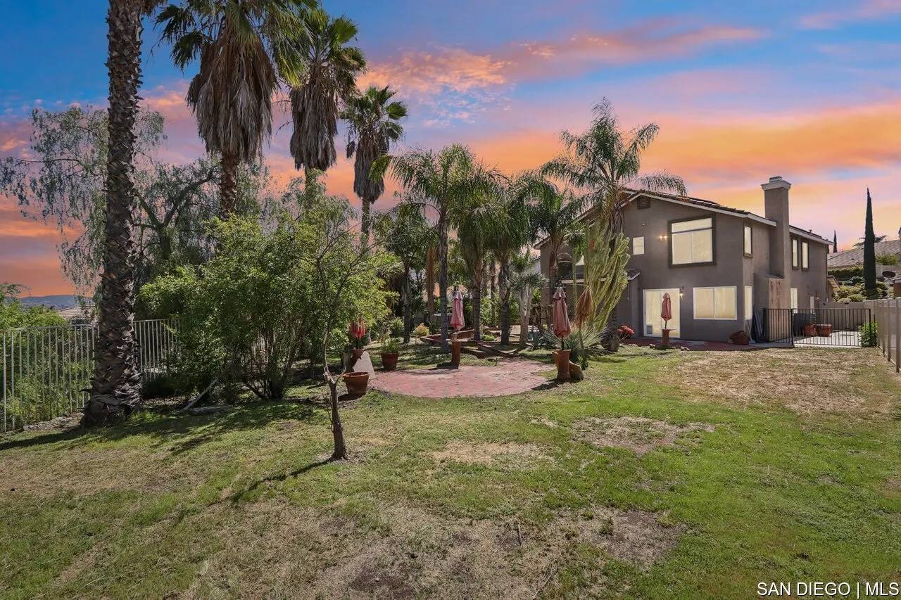 Lake Elsinore, CA 92532,25 Villa Roma