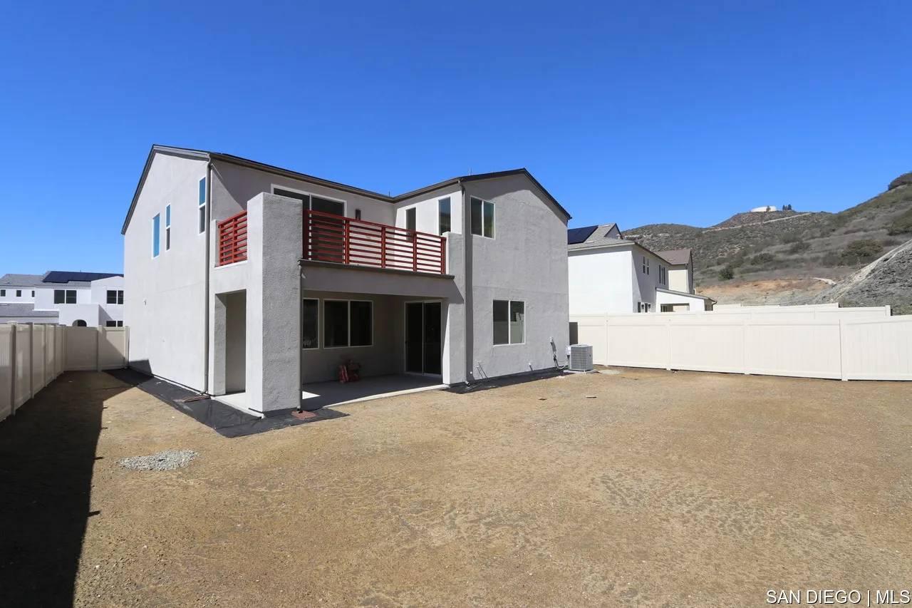 Fallbrook, CA 92028,769 Meadowood ST #LOT 338