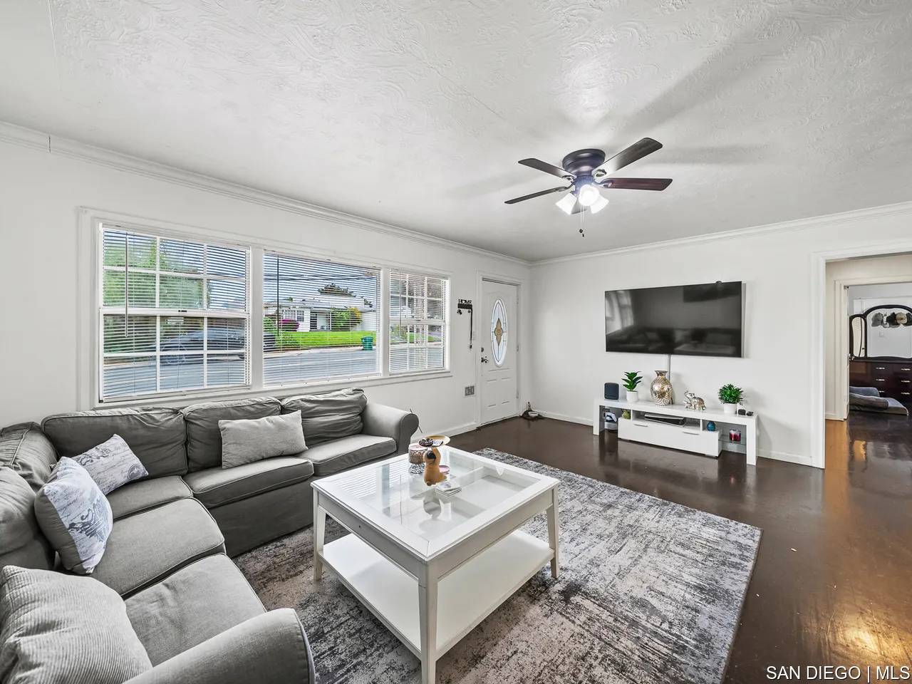 San Diego, CA 92139,5949 Alleghany ST