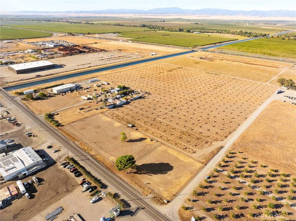 Orland, CA 95963,3789 County