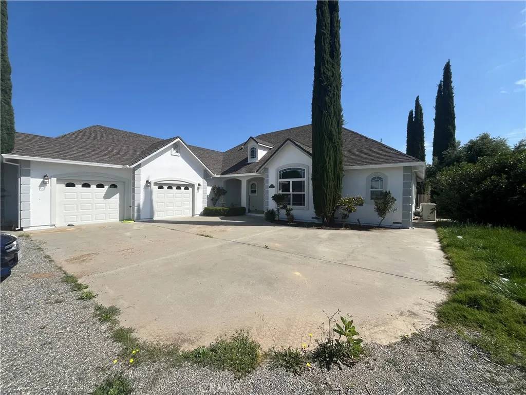 Corning, CA 96021,24115 Black Bart Court