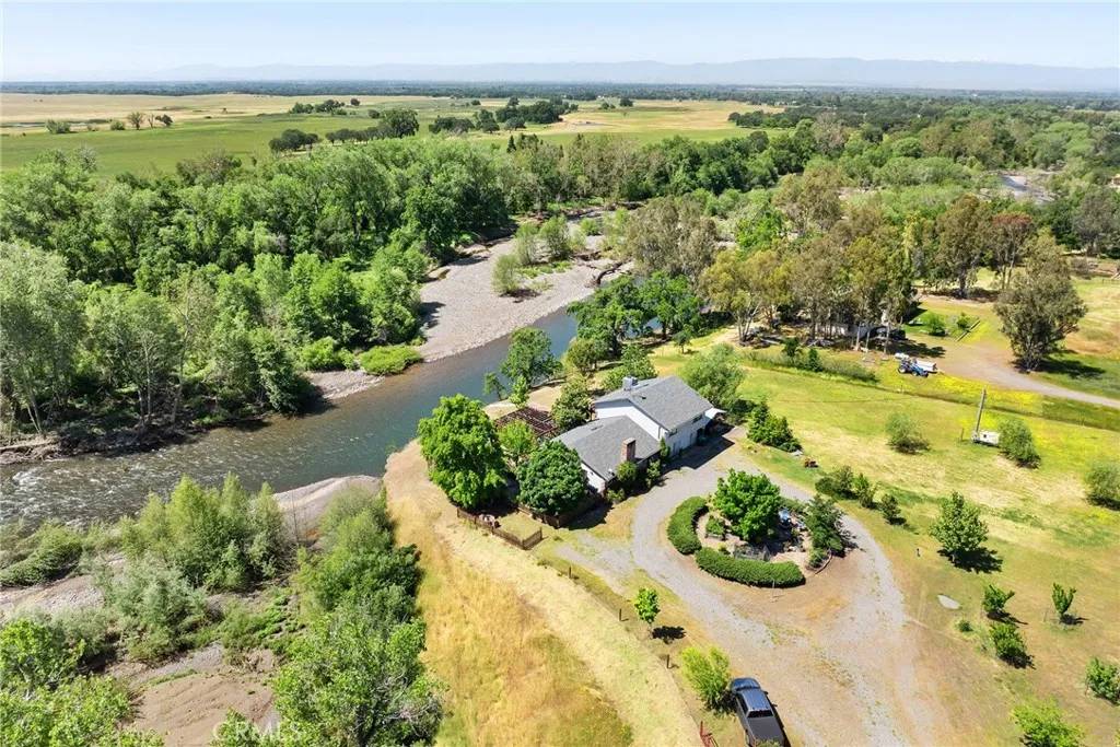 Los Molinos, CA 96055,26231 Wilson Street