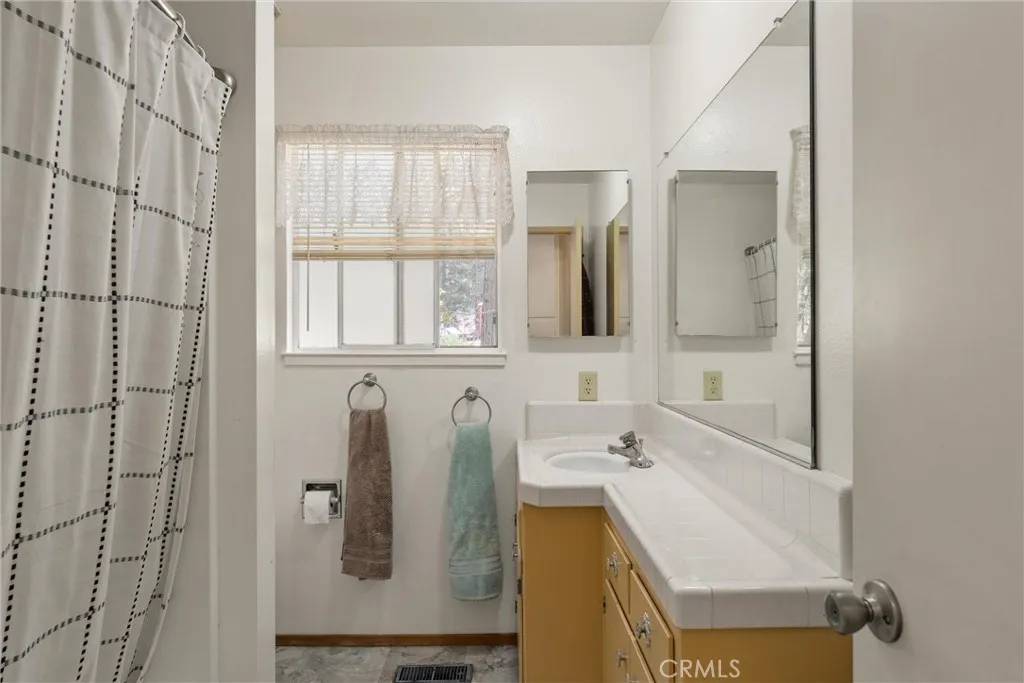 Magalia, CA 95954,14693 Lafayette Circle