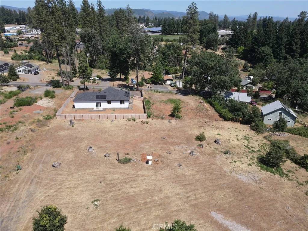 Paradise, CA 95969,6270 Azalea
