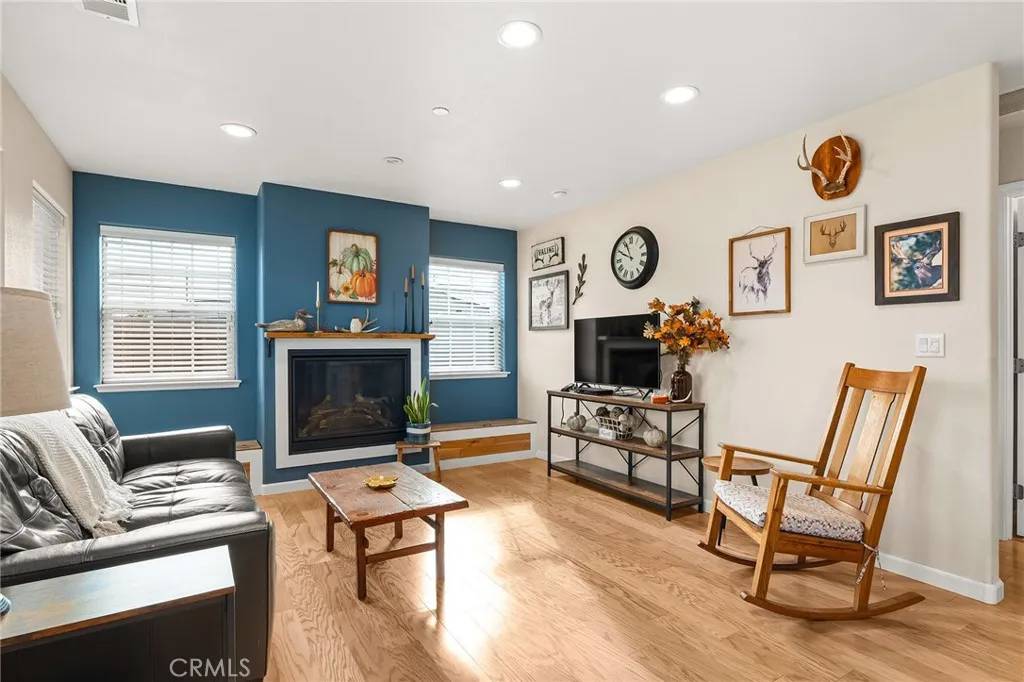 Oroville, CA 95965,60 La Cresenta