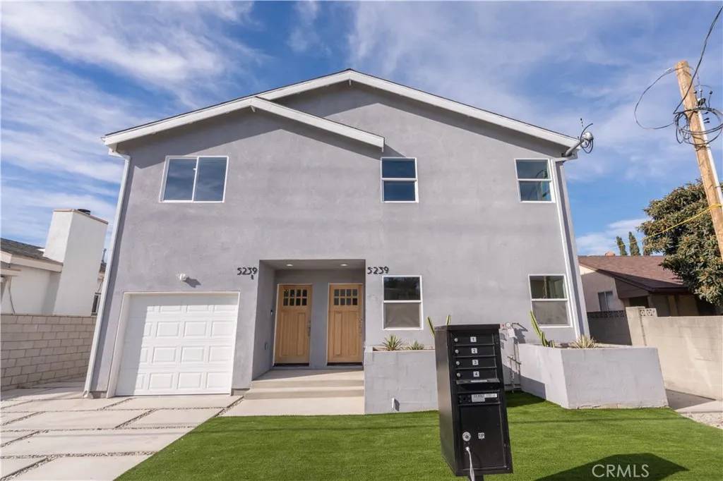 North Hollywood, CA 91601,5239 Auckland Avenue