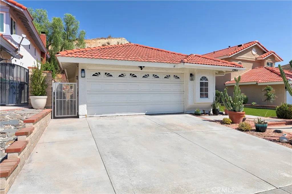 Canyon Country, CA 91351,19411 Old Friend Road