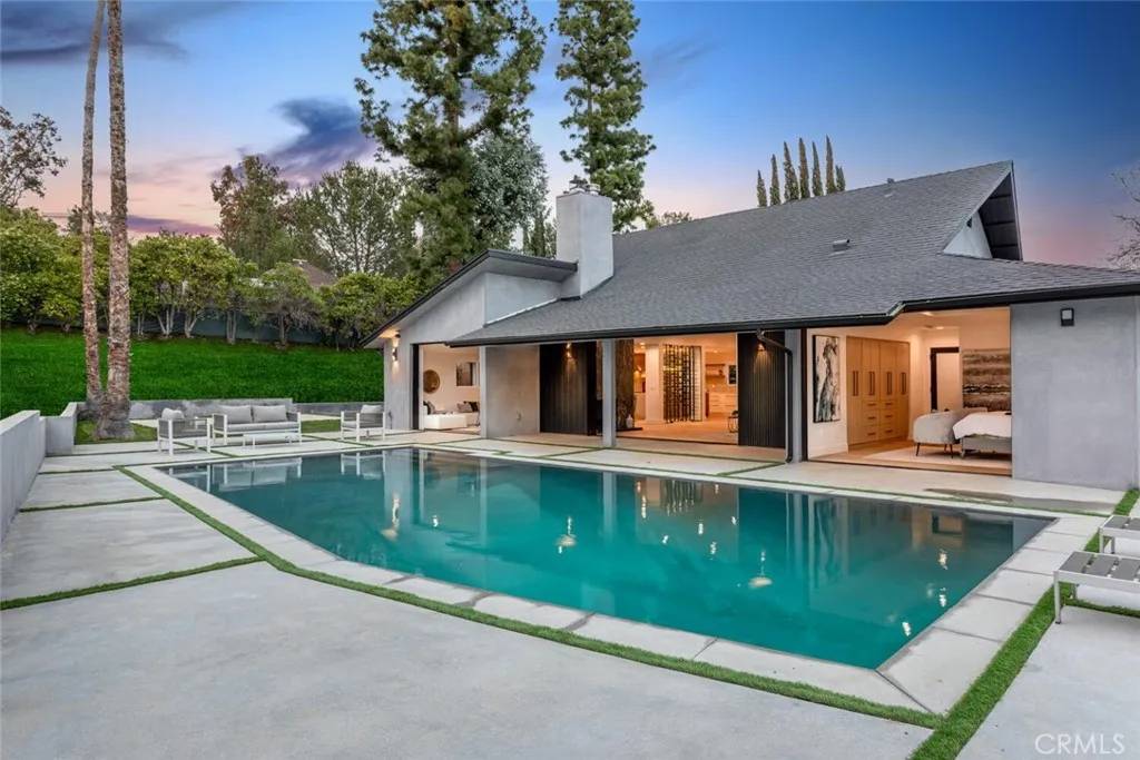 Tarzana, CA 91356,4601 Maleza Place