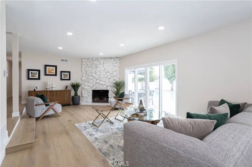 North Hills, CA 91343,8825 Hayvenhurst Avenue