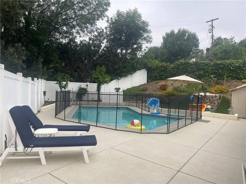 Woodland Hills, CA 91367,20412 Califa Street