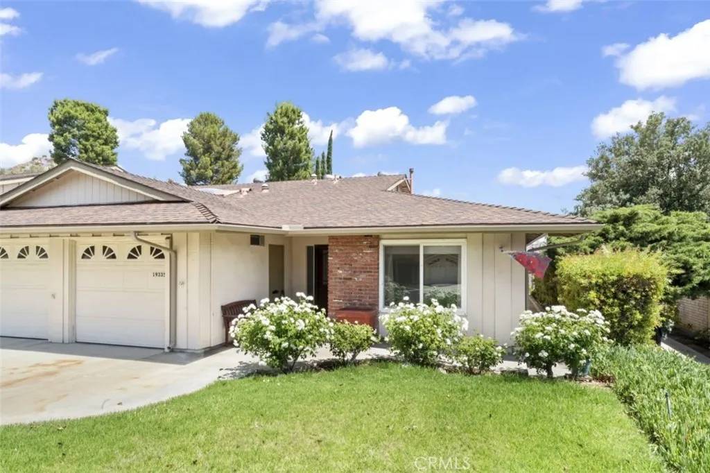 Newhall, CA 91321,19335 Oak Crossing Road